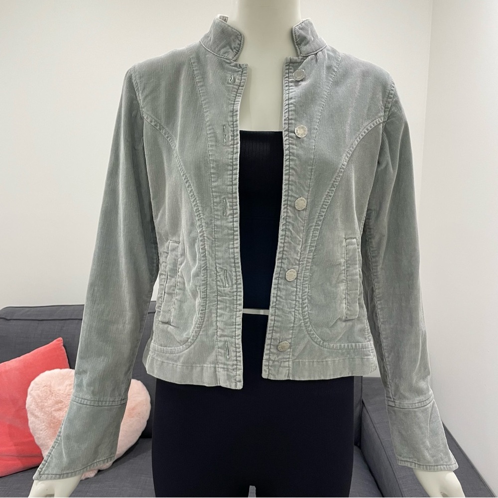 PER UNA Light Green Corduroy Jacket Size 8 Pockets Stylish Cuffs Marks & Spencer